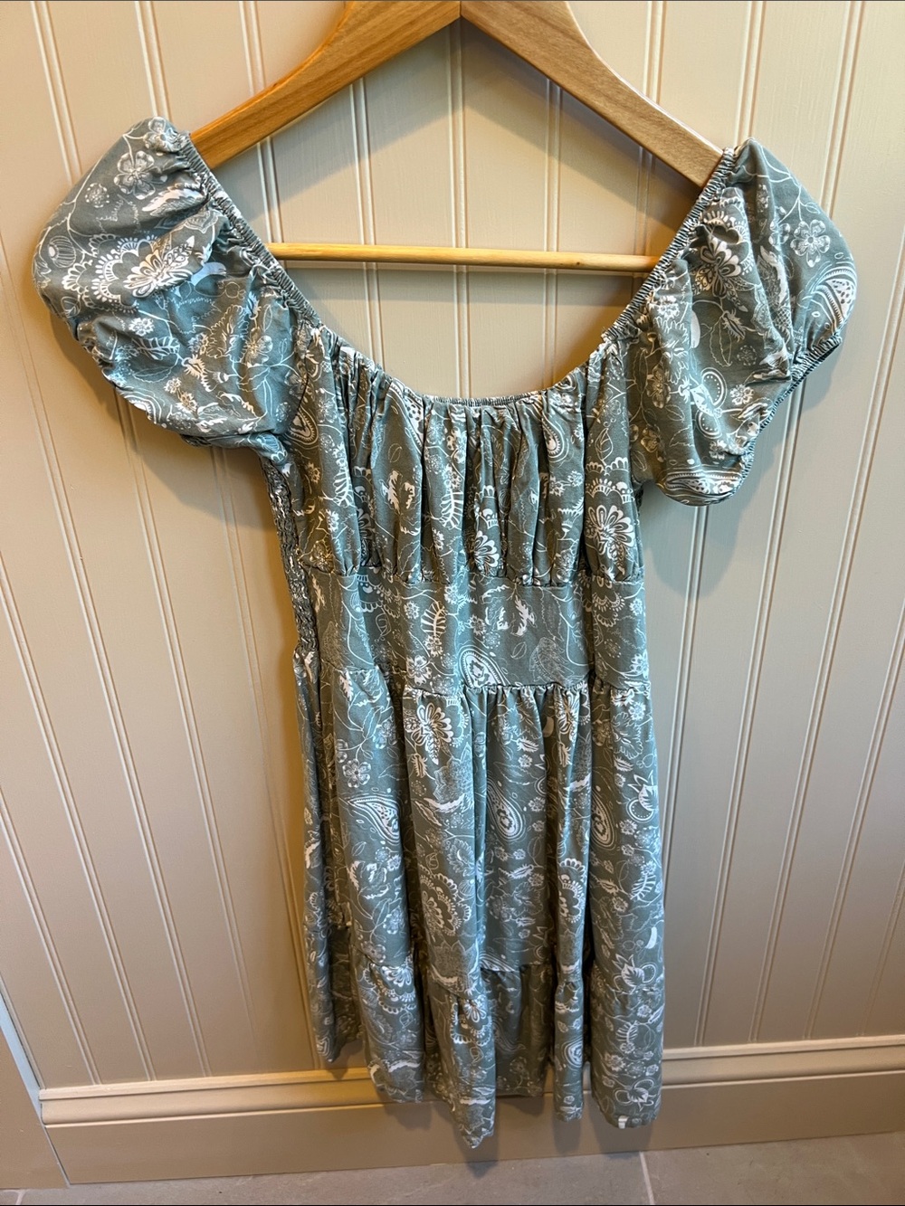Girls' Sage Green Floral Paisley Puff-Sleeve Dress